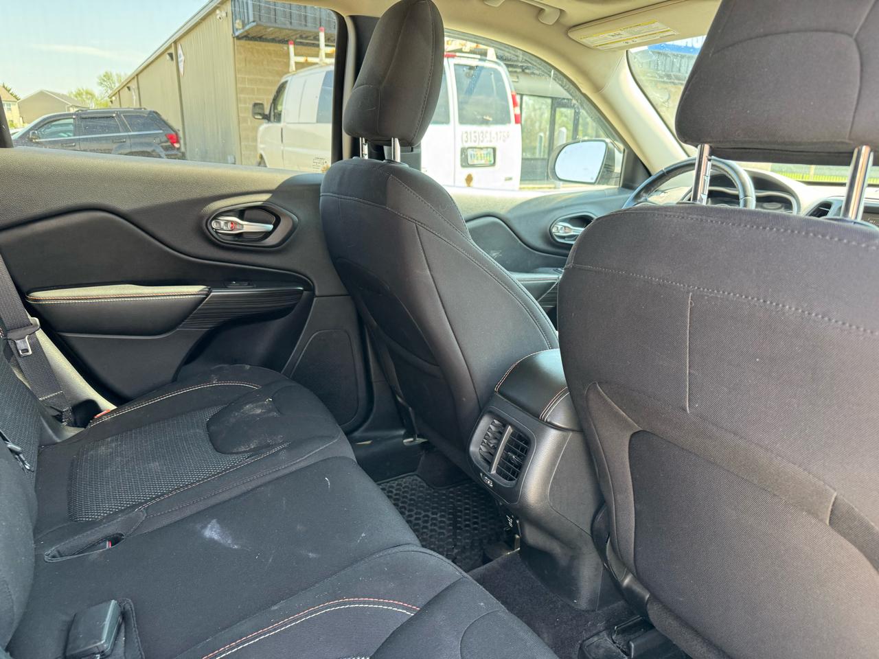 Jeep Cherokee Latitude FWD 2016