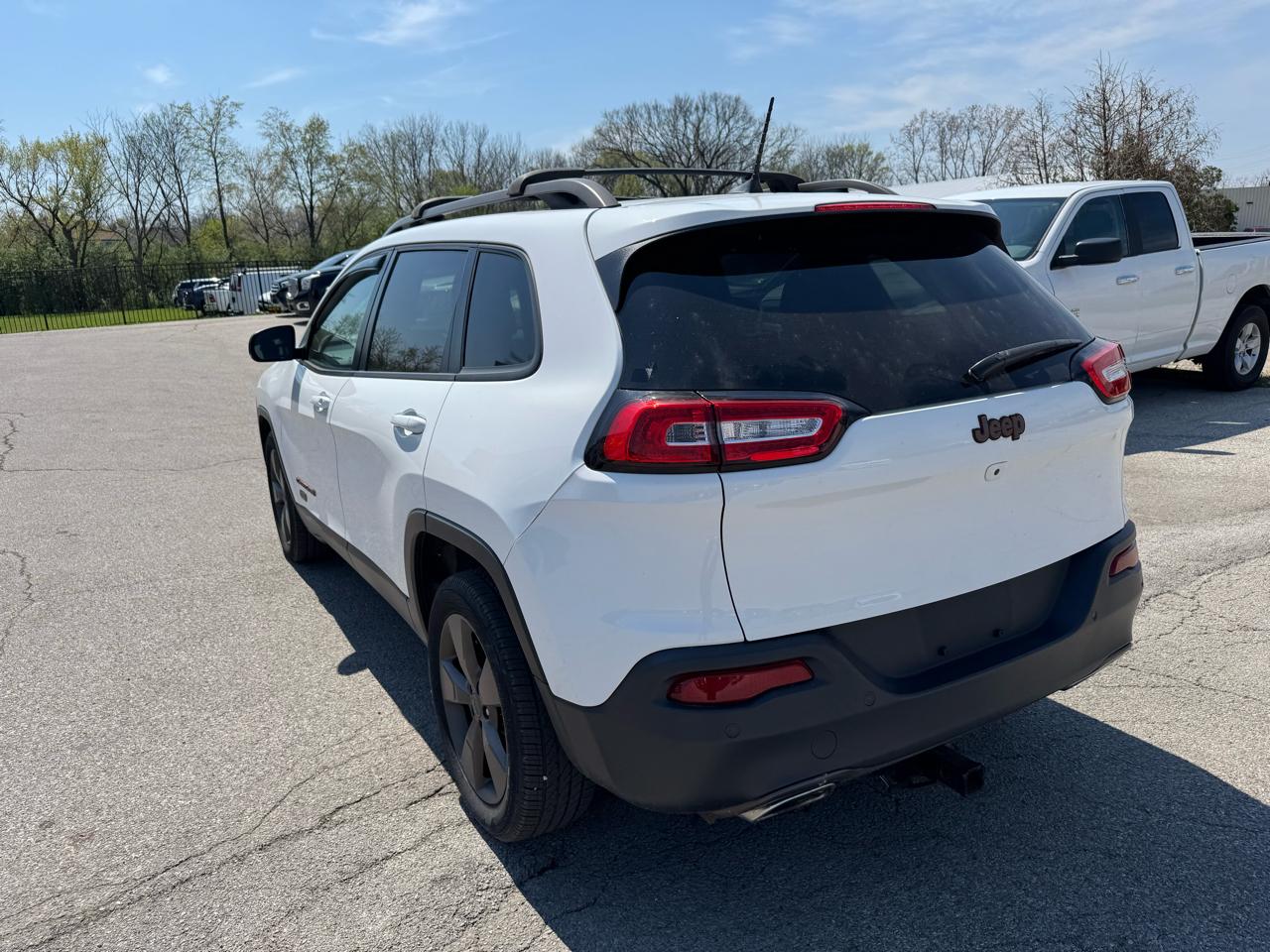 Jeep Cherokee Latitude FWD 2016