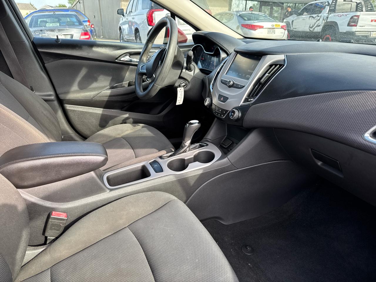 Chevrolet Cruze LS Auto 2016