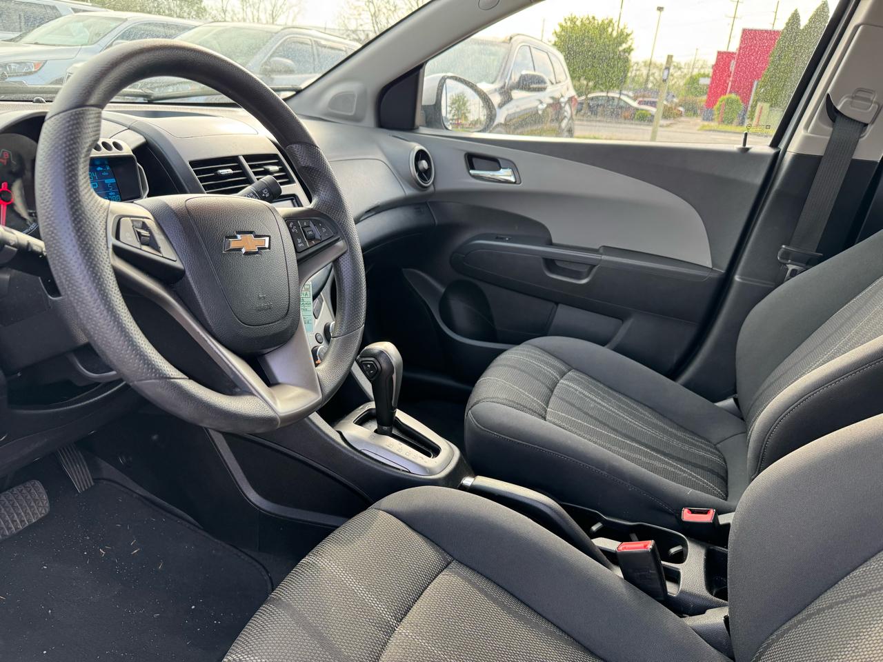 Chevrolet Sonic LT Auto Sedan 2016