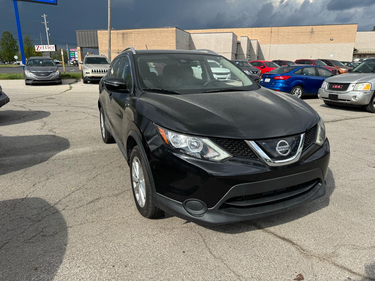 Nissan Rogue Sport S 2019