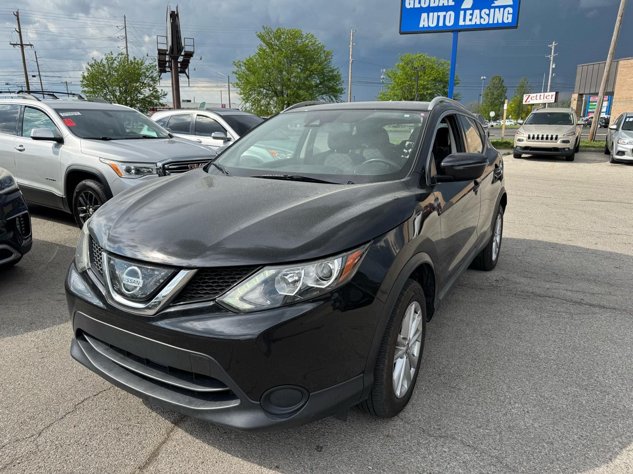 Nissan Rogue Sport S 2019