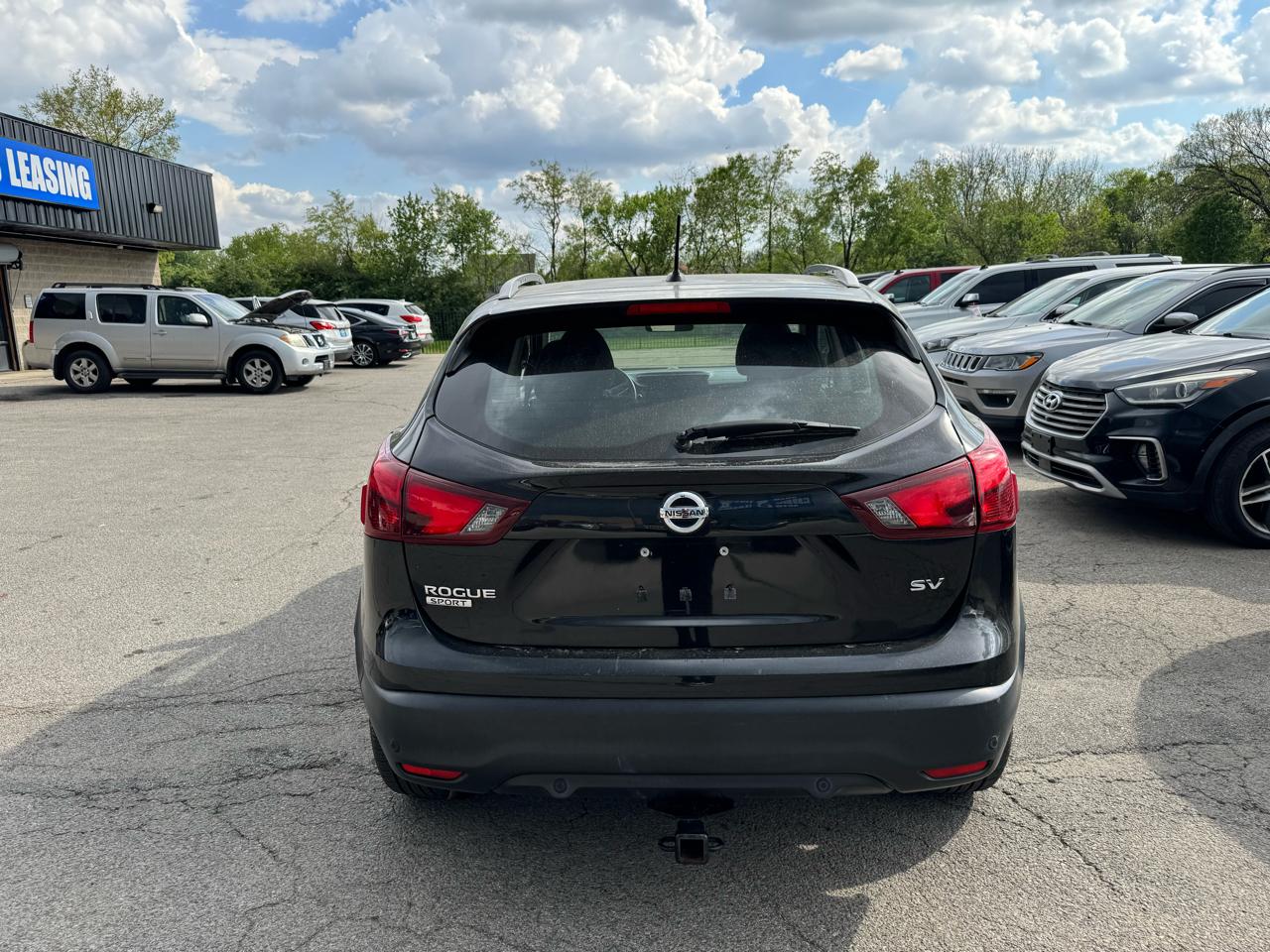 Nissan Rogue Sport S 2019