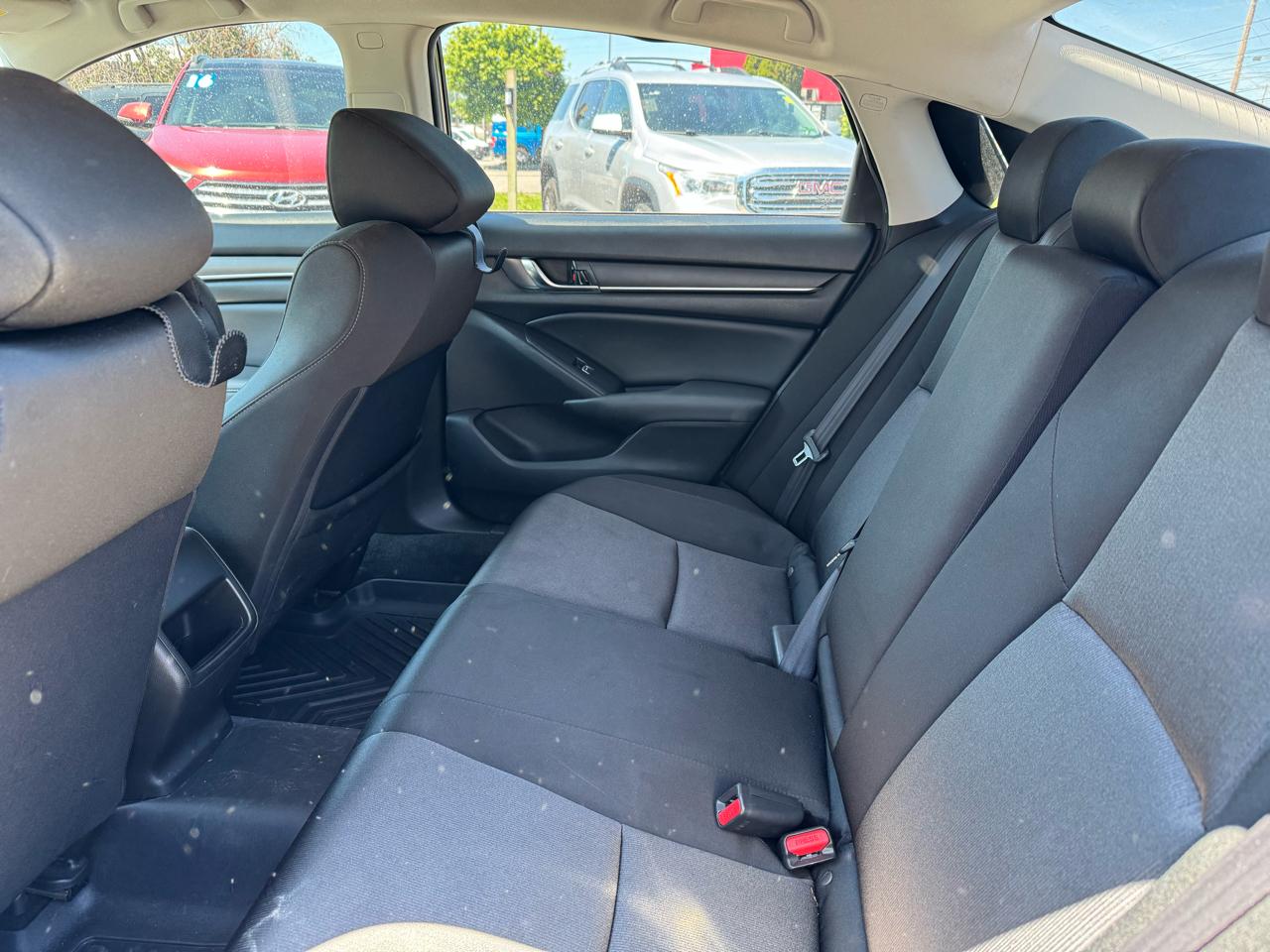 Honda Accord LX CVT 2022