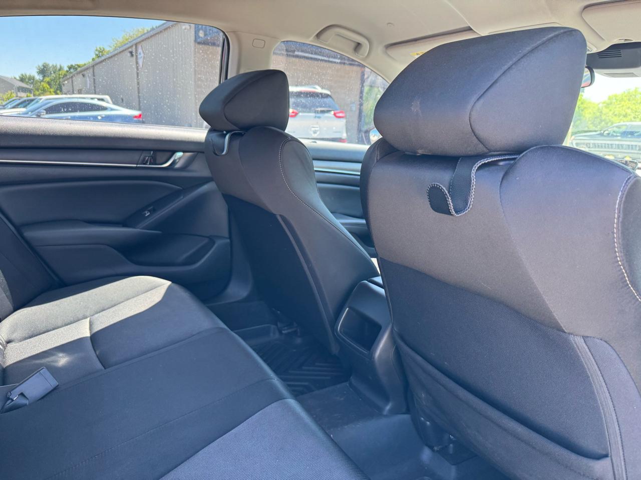 Honda Accord LX CVT 2022