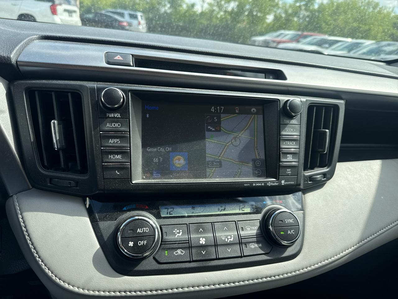 Toyota RAV4 XLE FWD 2016