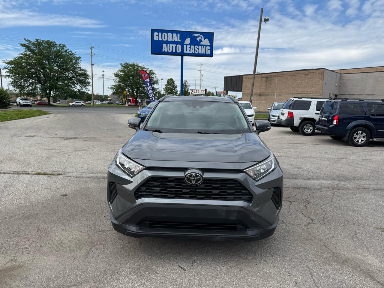 Toyota RAV4 XLE 2021