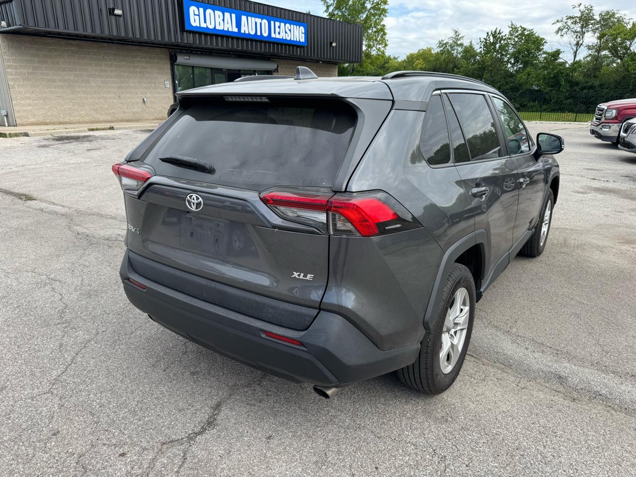 Toyota RAV4 XLE 2021