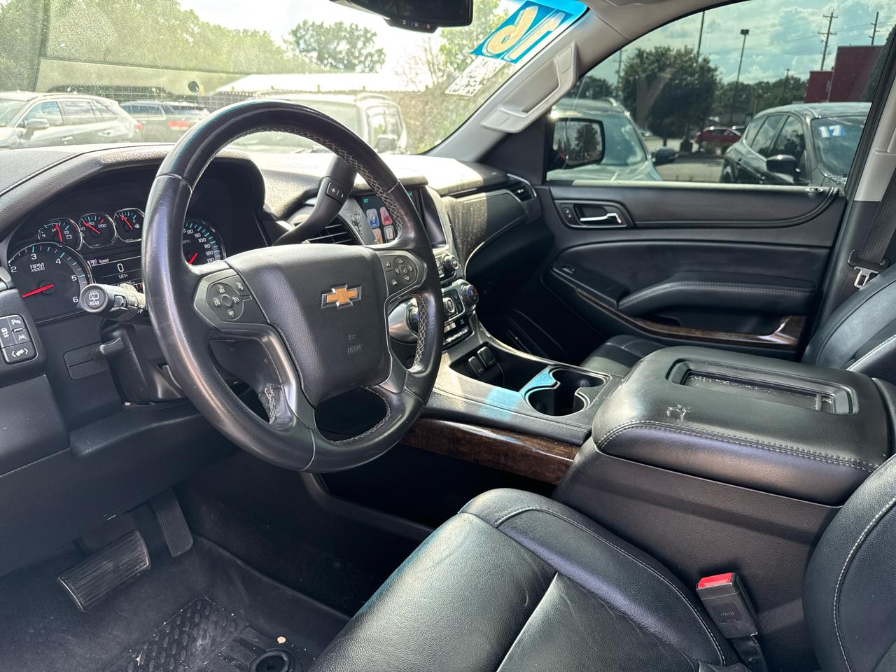 Chevrolet Suburban LT 4WD 2016