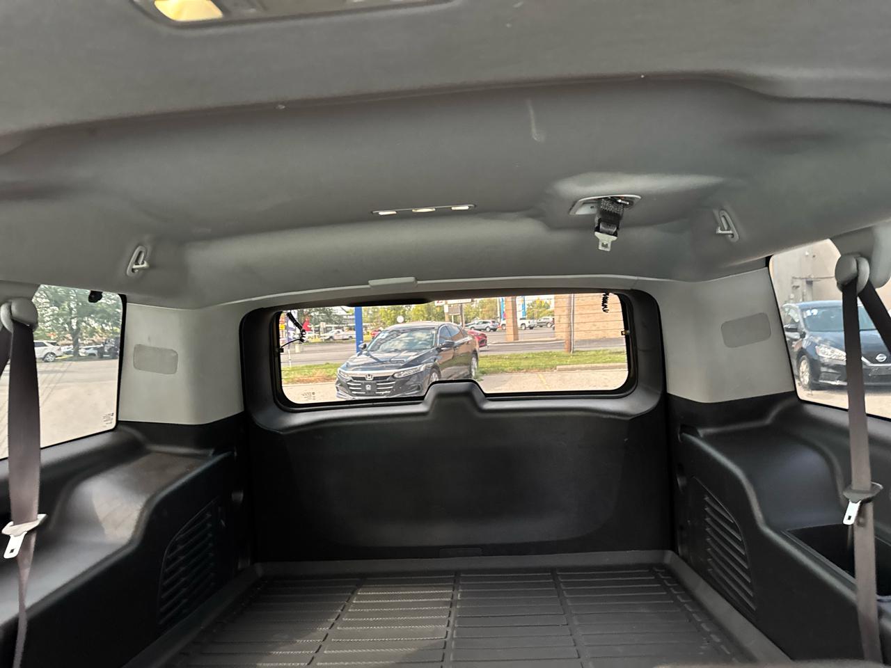 Chevrolet Suburban LT 4WD 2016