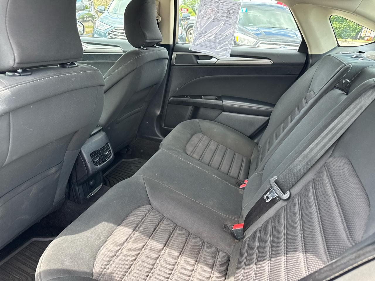 Ford Fusion SE 2017