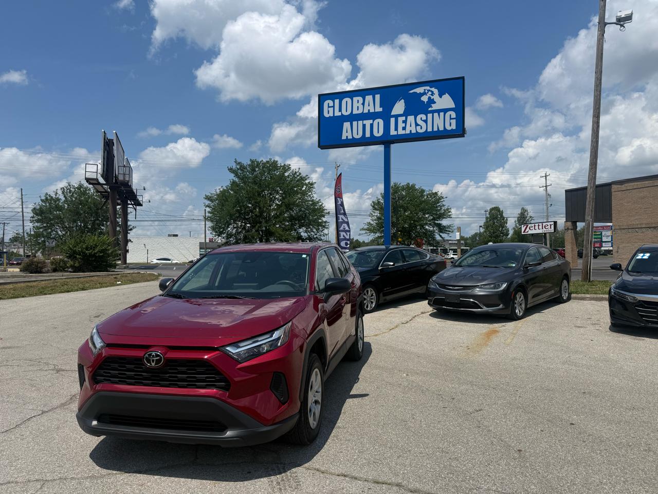 Toyota RAV4 LE 2023
