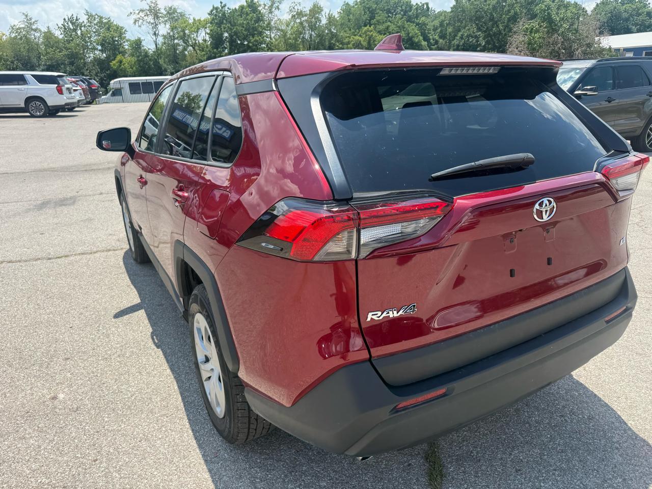 Toyota RAV4 LE 2023