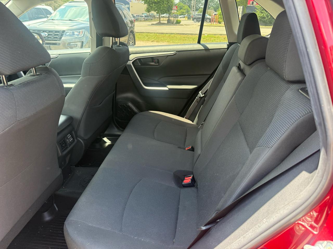 Toyota RAV4 LE 2023