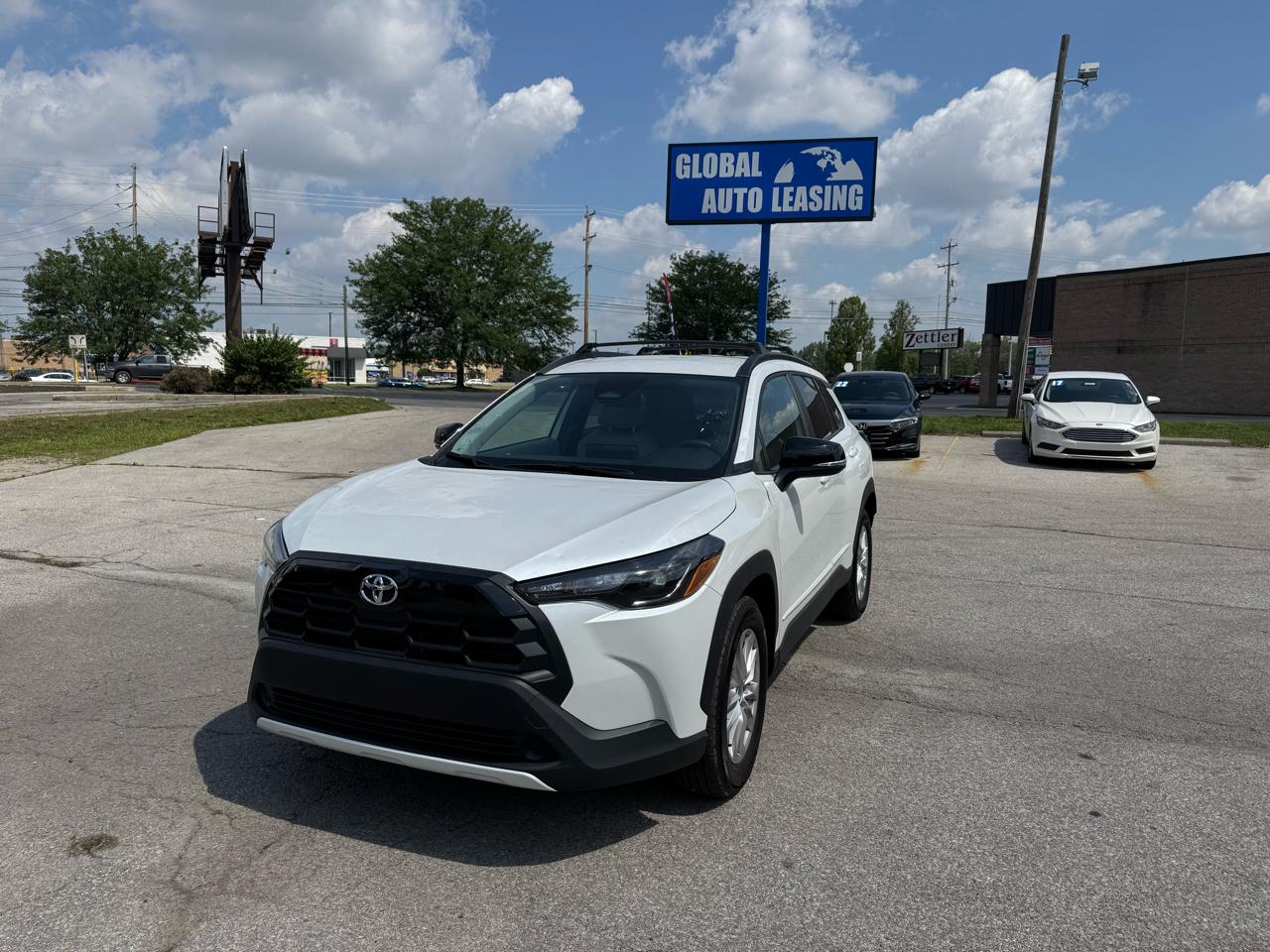 Toyota Corolla Cross LE AWD 2026