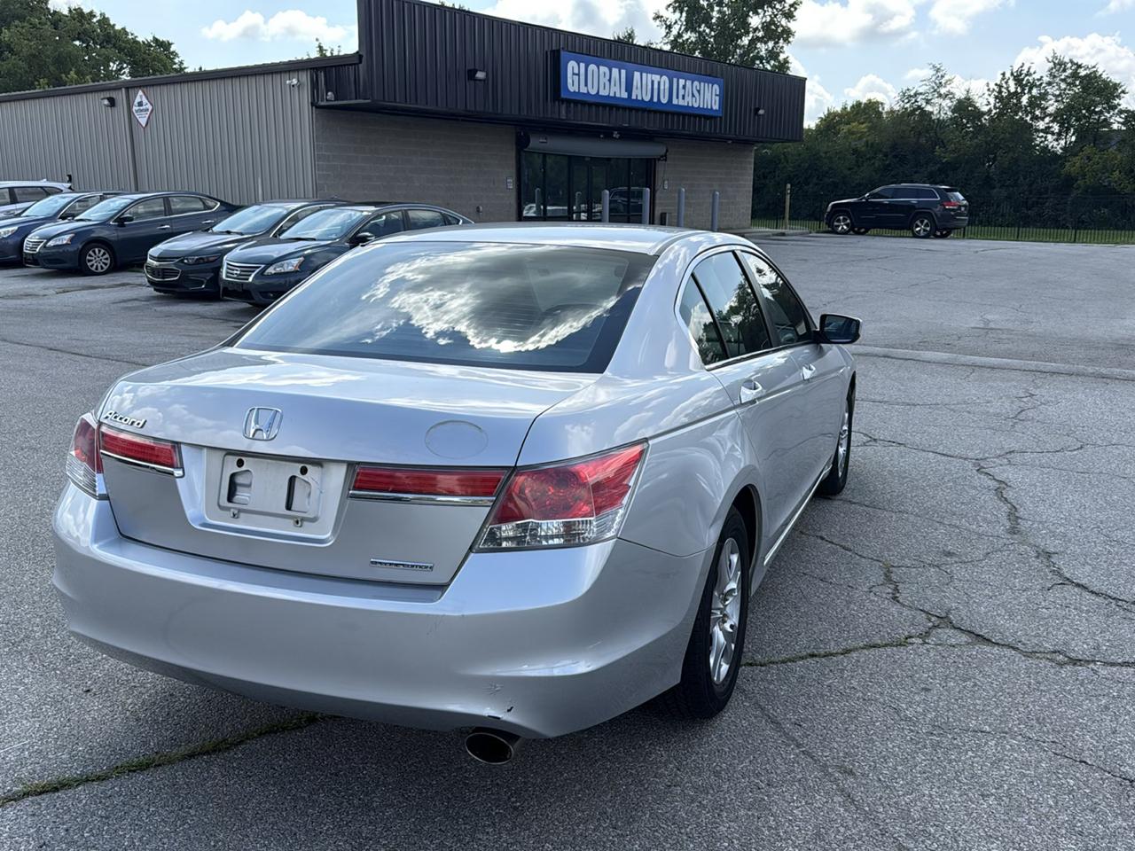 Honda Accord SE Sedan AT 2011