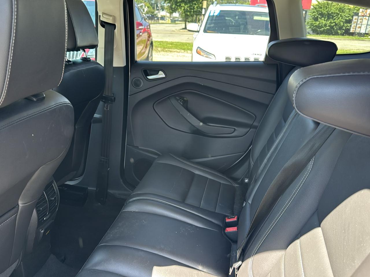 Ford Escape Titanium 4WD 2016