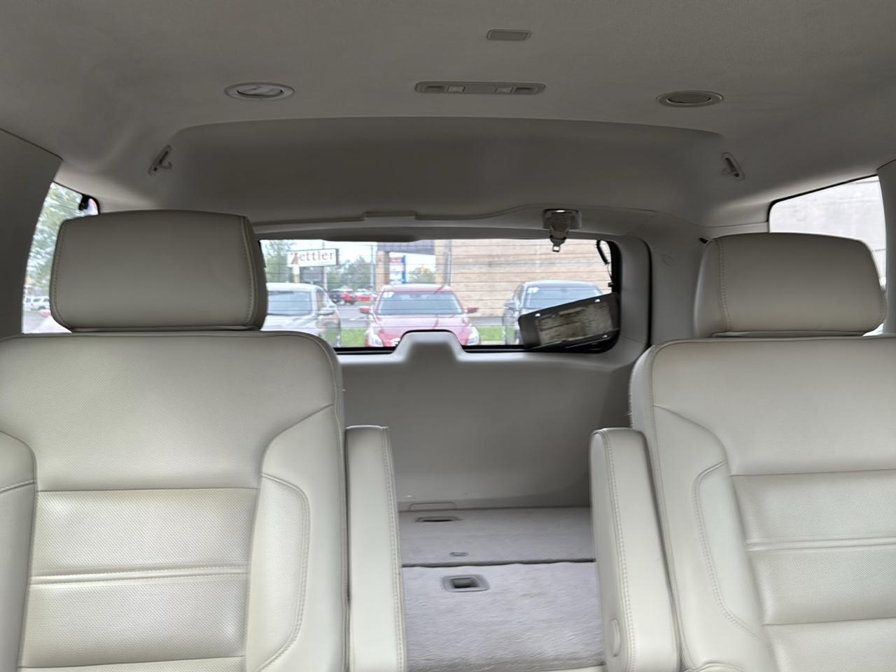 GMC Yukon Denali 4WD 2017