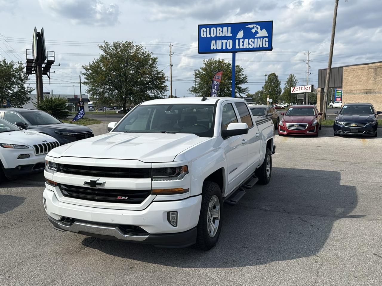 2018 Chevrolet Silverado 1500 LT Z71 Crew Cab 4WD