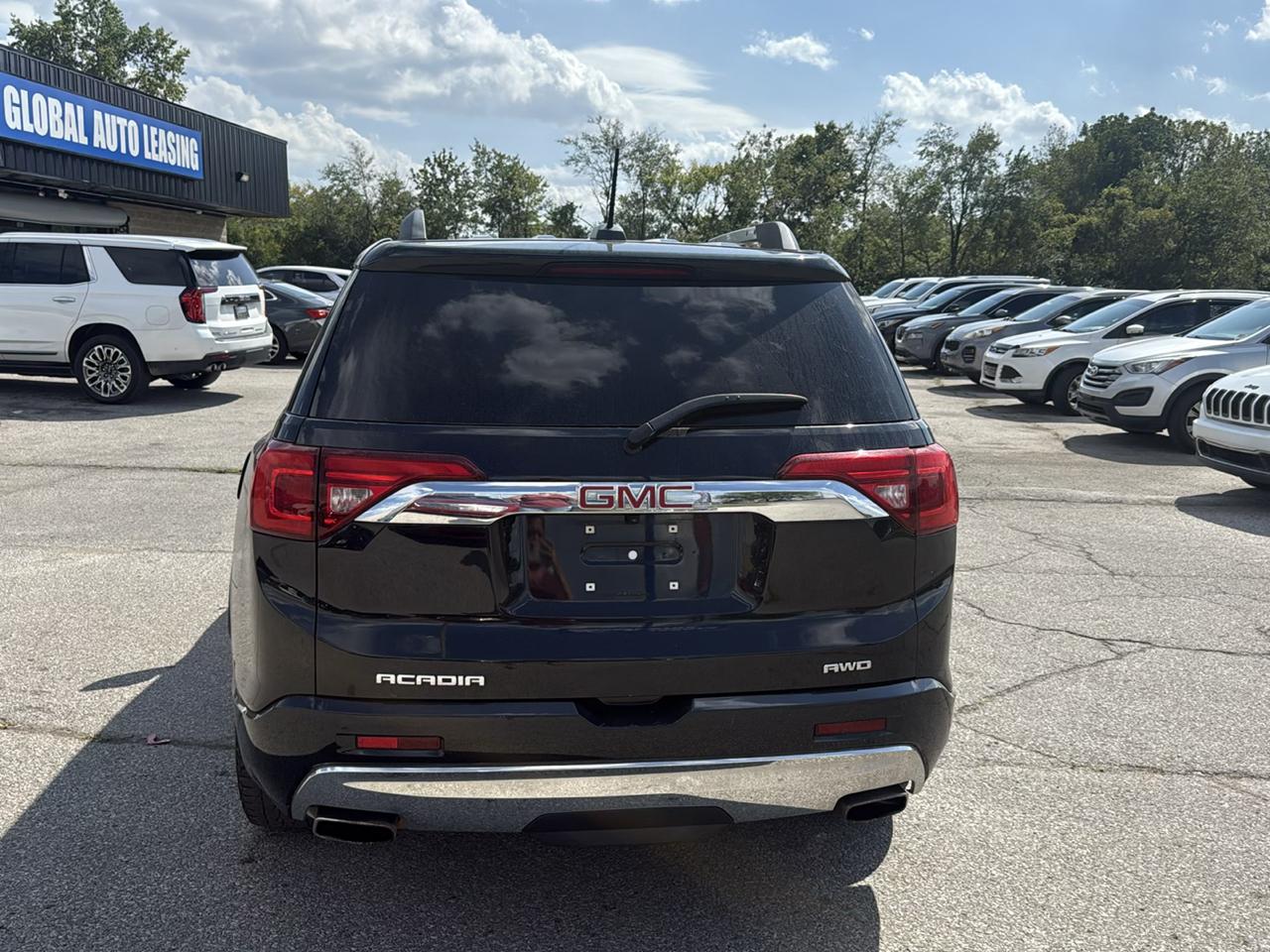GMC Acadia Denali AWD 2018