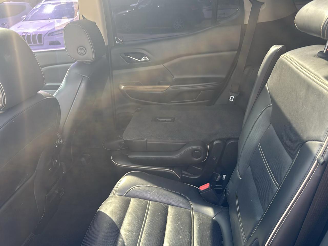 GMC Acadia Denali AWD 2018
