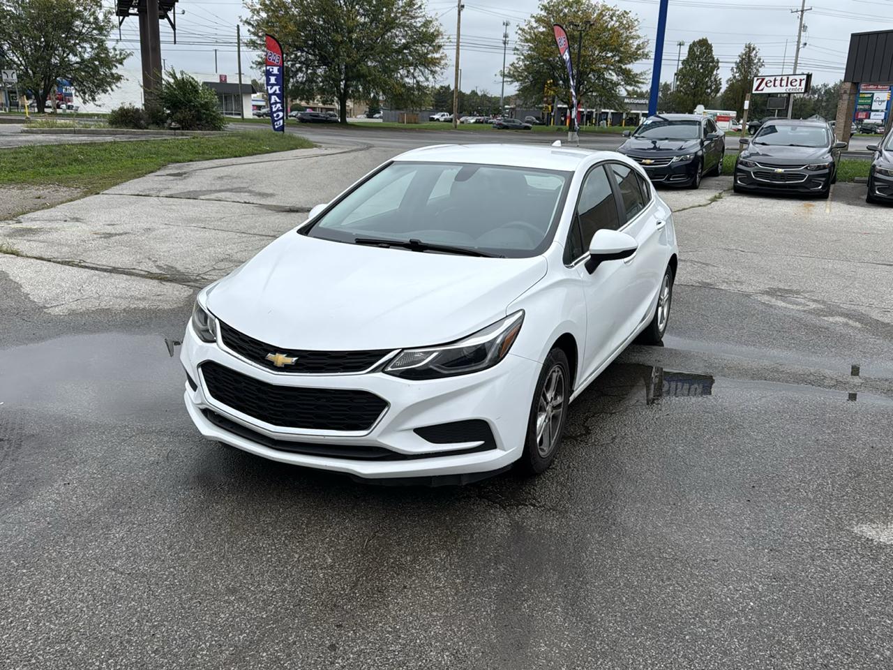 Chevrolet Cruze LT Auto Hatchback 2017