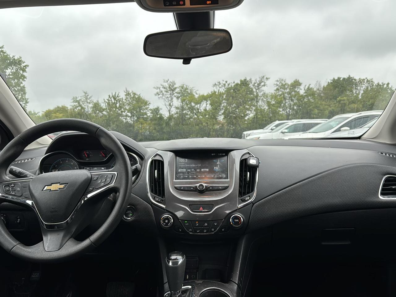 Chevrolet Cruze LT Auto Hatchback 2017