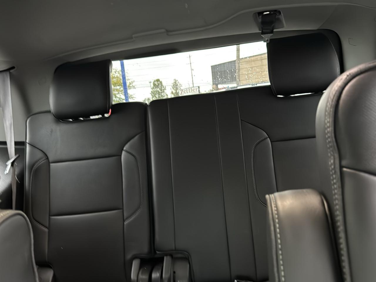 GMC Yukon Denali 4WD 2017
