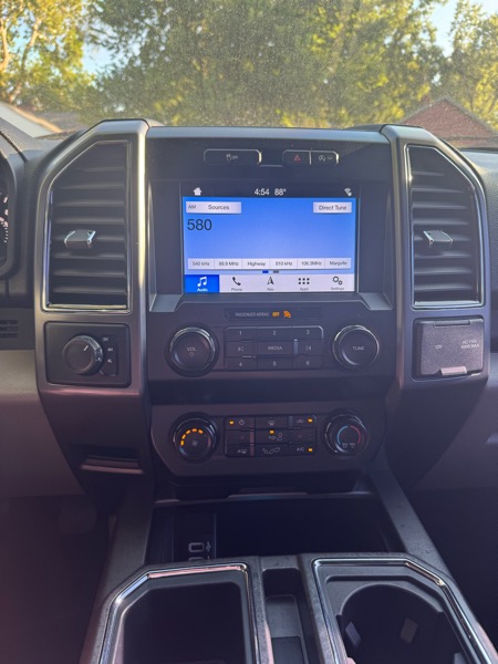 Ford F-150 SuperCrew 150" XLT 4WD 2019 Ford F-150 SuperCrew 150" XLT 4WD 2019