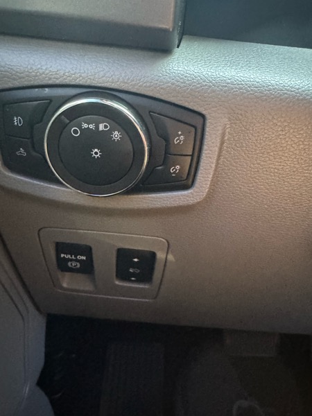 Ford F-150 SuperCrew 150" XLT 4WD 2019 Ford F-150 SuperCrew 150" XLT 4WD 2019