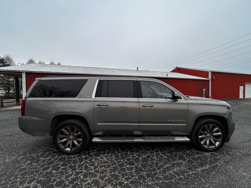 Chevrolet Suburban LT 4WD 2018