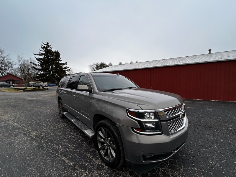 Chevrolet Suburban LT 4WD 2018