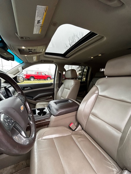 Chevrolet Suburban LT 4WD 2018