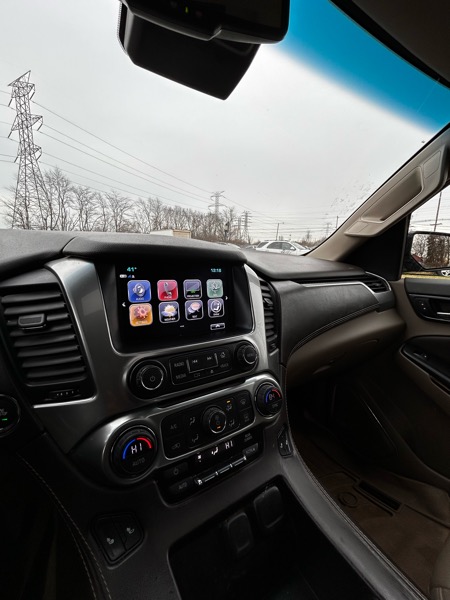 Chevrolet Suburban LT 4WD 2018