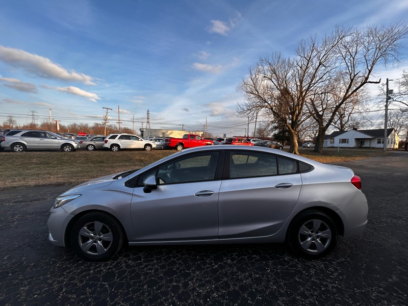 Chevrolet Cruze LS Auto 2017