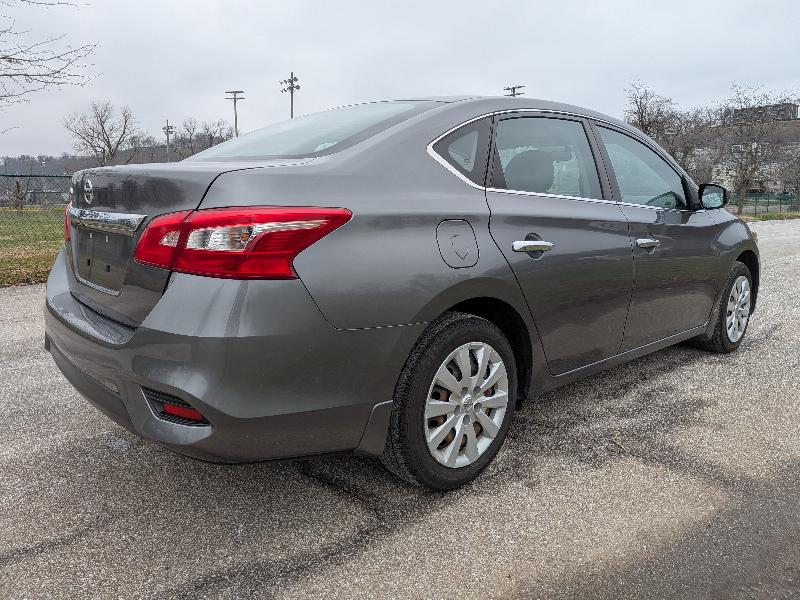 Nissan Sentra S 2019