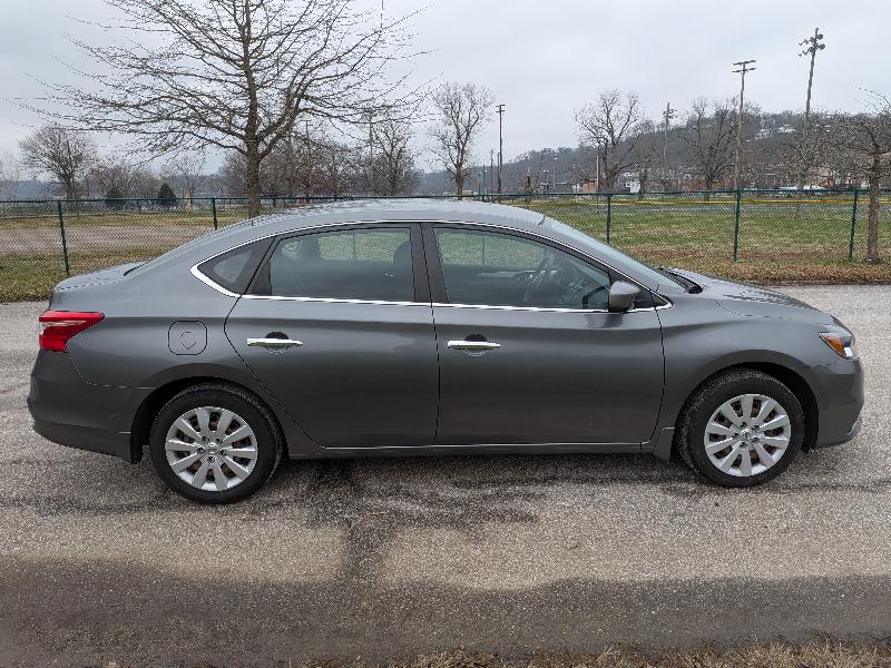 Nissan Sentra S 2019