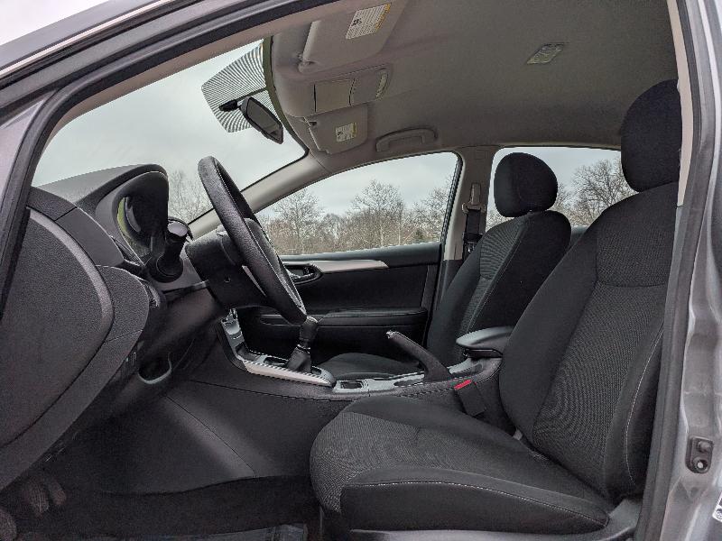 Nissan Sentra S 2019