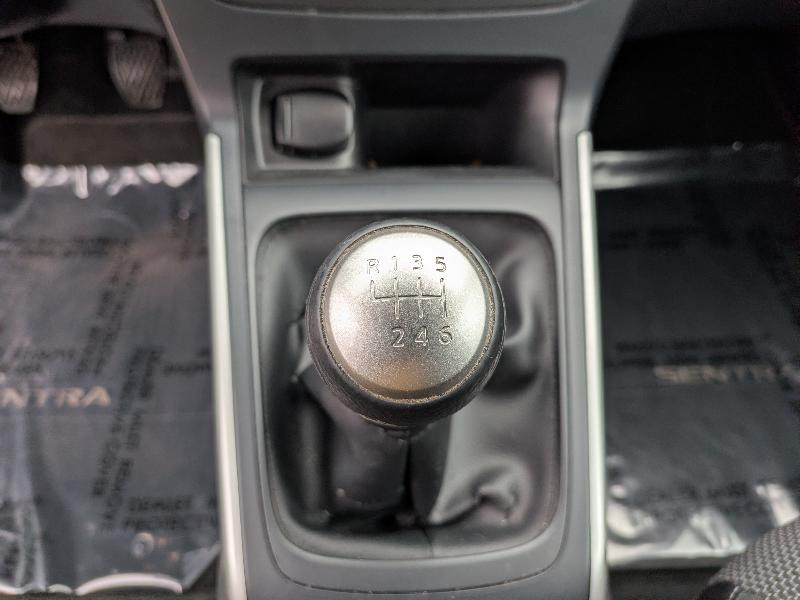 Nissan Sentra S 2019