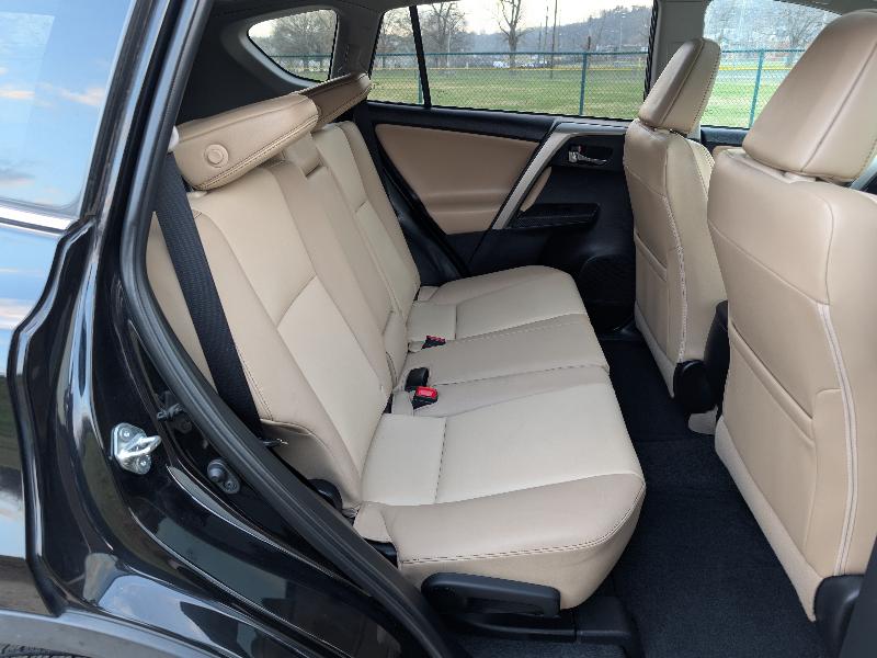 Toyota RAV4 Limited AWD 2014