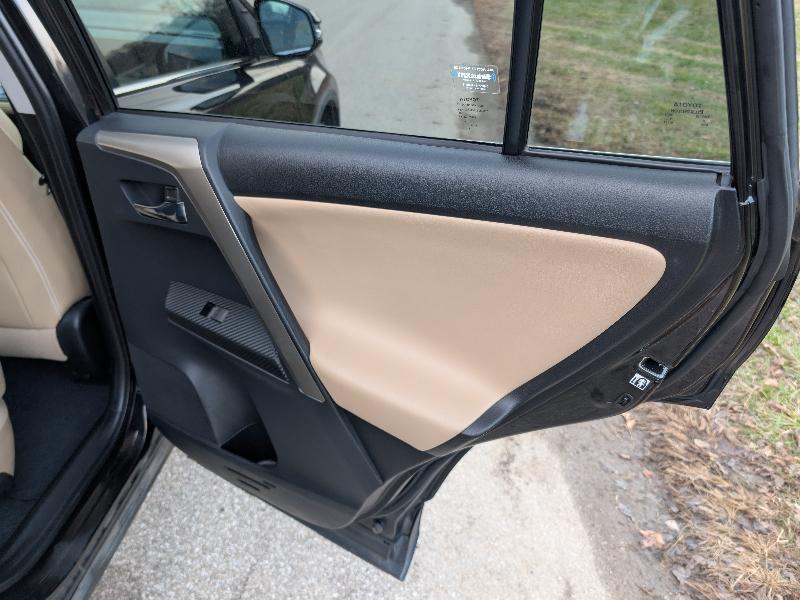 Toyota RAV4 Limited AWD 2014