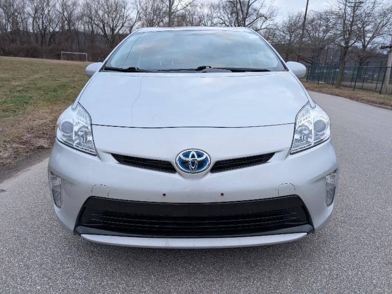 Toyota Prius Two 2012