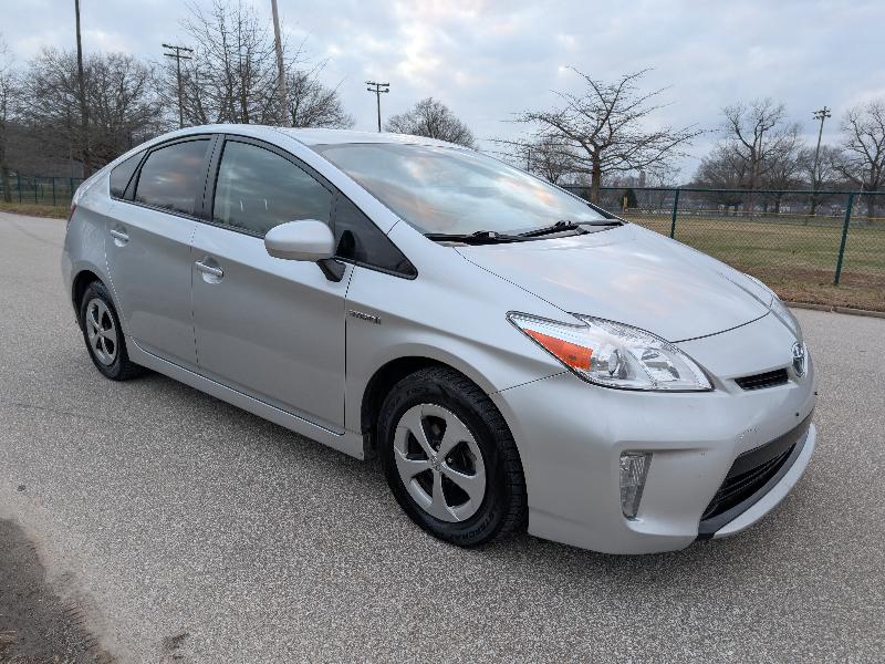 Toyota Prius Two 2012