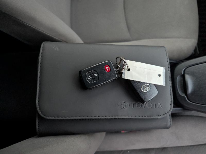 Toyota Prius Two 2012