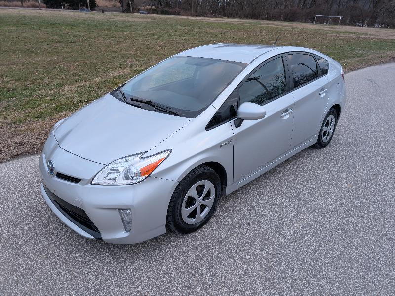 Toyota Prius Two 2012