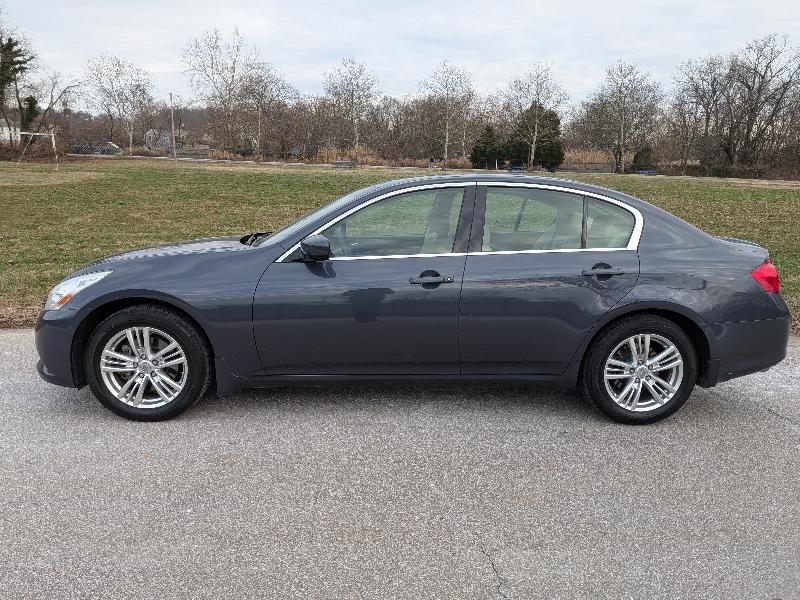 Infiniti G Sedan G37x AWD 2011
