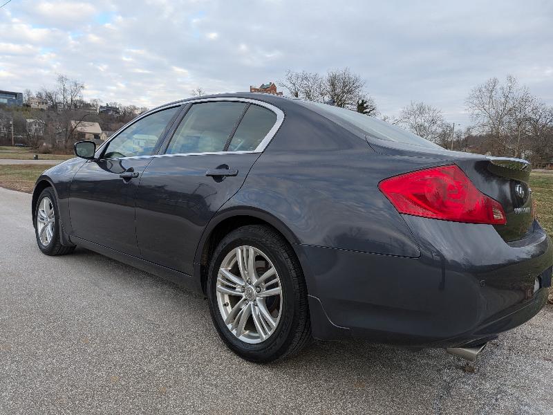 Infiniti G Sedan G37x AWD 2011
