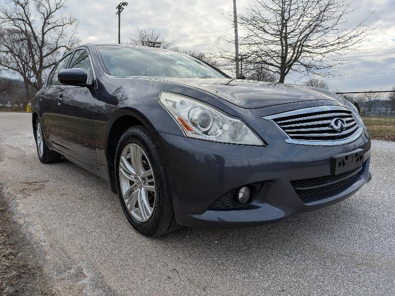 Infiniti G Sedan G37x AWD 2011