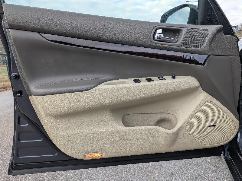 Infiniti G Sedan G37x AWD 2011