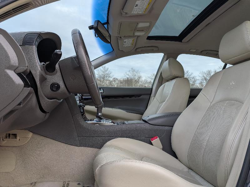 Infiniti G Sedan G37x AWD 2011
